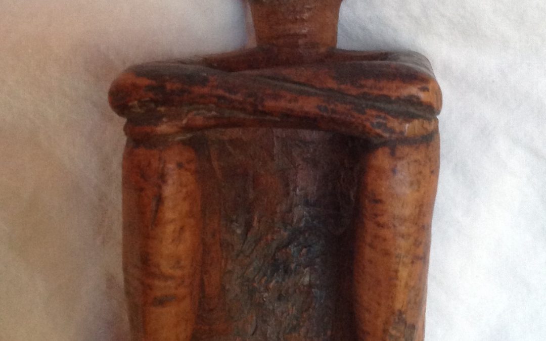 000868 Moluccas, Damar or Roma, ancestor figure