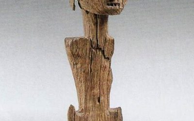 000166 Moluccas, Leti, ancestor figure