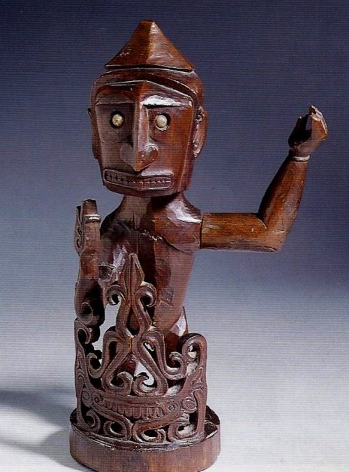 000353 Papua, Teluk Cenderawasih, ancestor figure