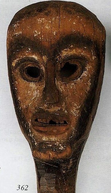 000501 Moluccas, Wetar, mask