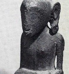 000595 Moluccas, Leti, ancestor figure