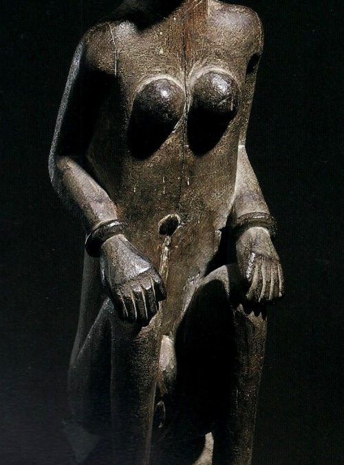 000656 Nusa Tenggara, Central Flores, ancestor figure