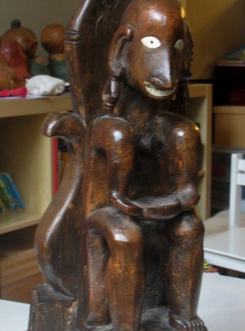 000767 Moluccas, Sermata, figure of an ancestor or goddess