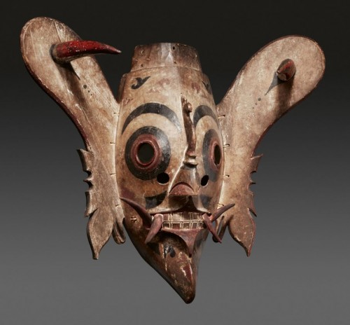 000899 Borneo, East Kalimantan, Kenyah Kayan, Dayak face mask