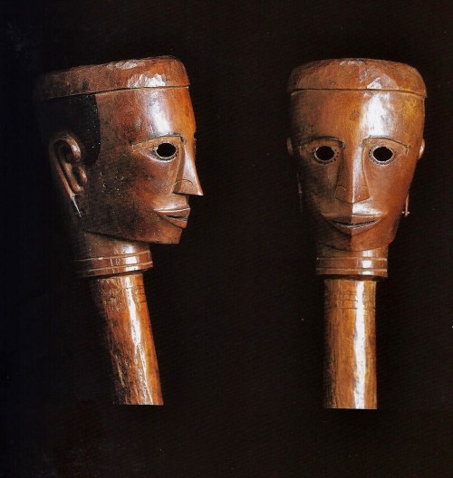 000215 Sumatra, Batak, Toba, head of a puppet