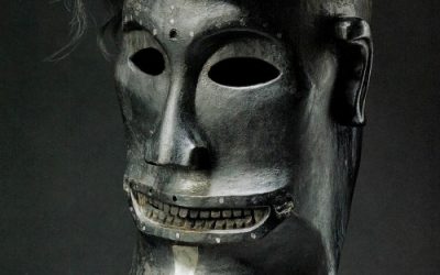 000657 Sumatra, Batak, face mask