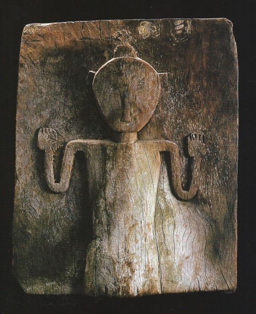 000288 Sulawesi, Toraja, tomb door