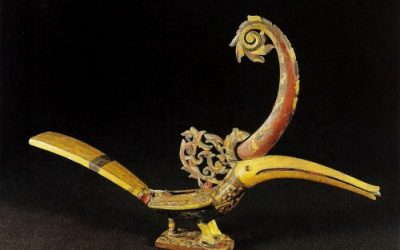 000546 Borneo, Sarawak, Dayak, Iban, sculpture of a hornbill
