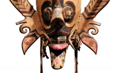 000928 Borneo, East Kalimantan, Kenyah-Kayan, Dayak, mask
