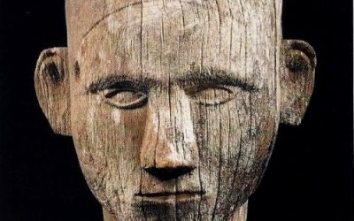 000169 Sulawesi, Toraja, human head