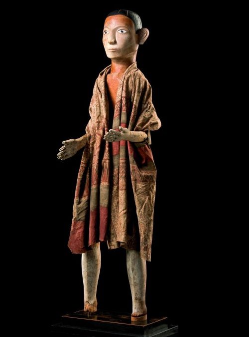 000355 Sulawesi, Toraja, human figure
