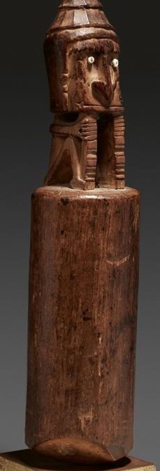 000884 Papua Barat, Teluk Cenderawasih, amulet