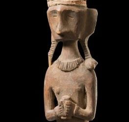 000904 Sumatra, North Nias, ancestor figure