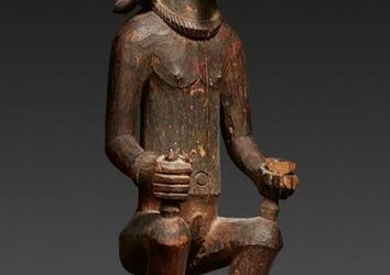 000913 Sumatra, South Nias, ancestor figure