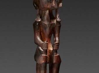 000918 Sumatra, Nias, ancestor figure