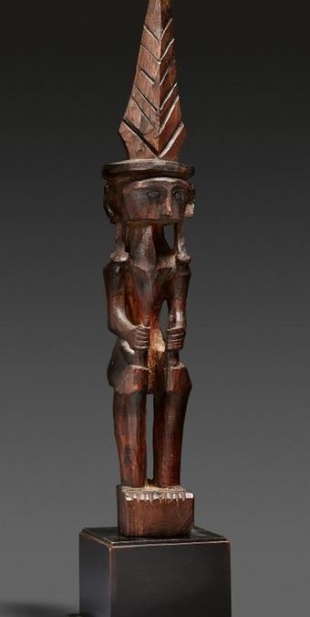 000918 Sumatra, Nias, ancestor figure