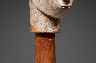 000958 Sulawesi, Toraja, head of a funerary figure