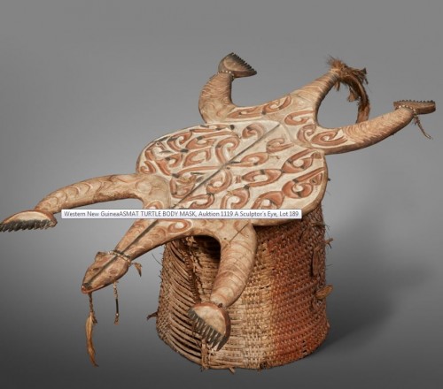000970 Papua Barat, Asmat, mask costume with turtle