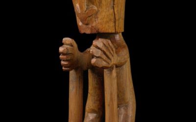 000183 Papua Barat, Teluk Cenderawasih, ancestor figure