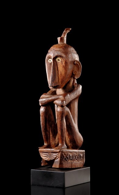 000324 Moluccas, Leti, ancestor figure