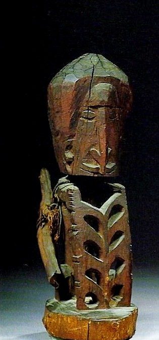 000547 Papua Barat, Teluk Cenderawasih, ancestor figure