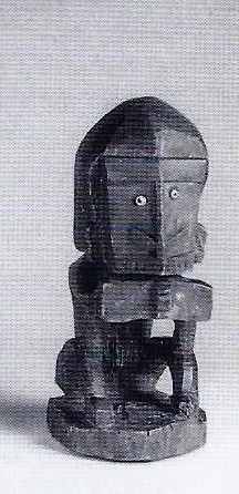 000565 Papua Barat, teluk Cenderawasih, ancestor figure