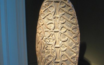 000833 Papua Barat, Asmat, bowl