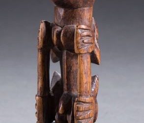 000847 Papua Barat, Teluk Yos Sudarso (Humboldt Bay), amulet