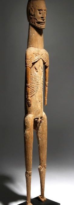 001016 Papua Barat, Asmat, Casuarinen Coast, ancestor figure
