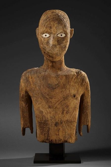001020 Sulawesi, Toraja, funerary effigy