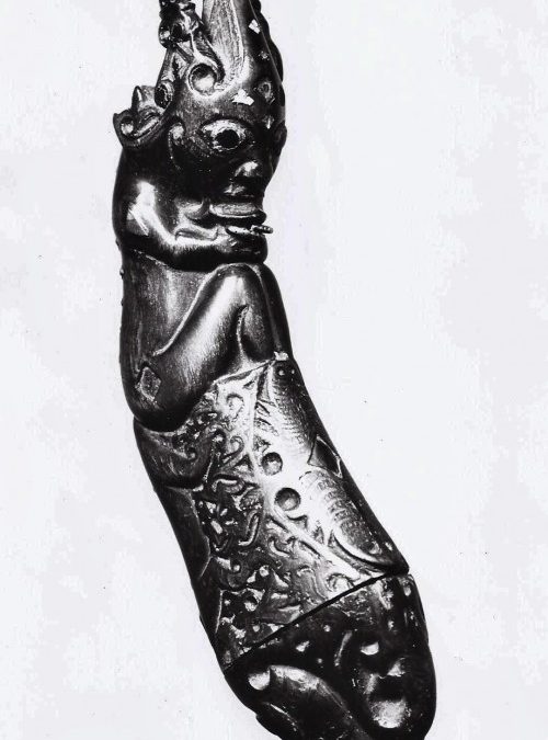001054 Sumatra, Batak, container amulet