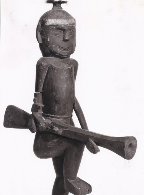 001093 Sumatra, Batak, Karo, spirit boat figure