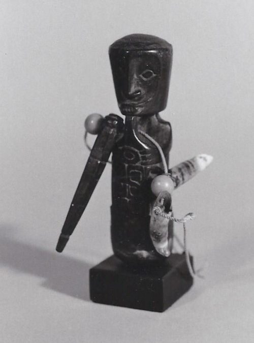 001100 Papua, Teluk Cendererawasih, amulet