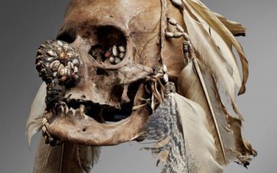 001107 Papua, Asmat, ancestor skull