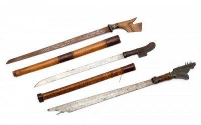 000050 Sulawesi, Bugis and Toraja, swords