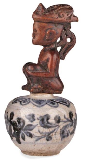 000688 Sumatra, Batak, Toba, medicine container
