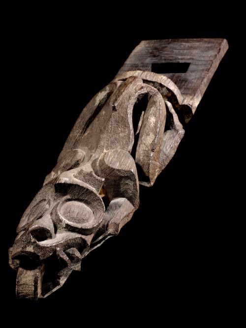 001143 Borneo, East Kalimantan, Kenyah-Kayan Dayak, architectural fragment