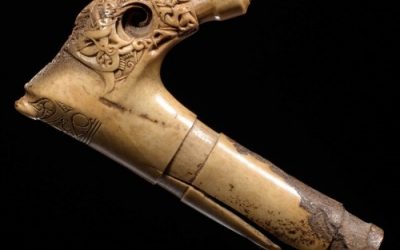 001157 Borneo, East Kalimantan, Bahau-Modang Dayak, sword handle