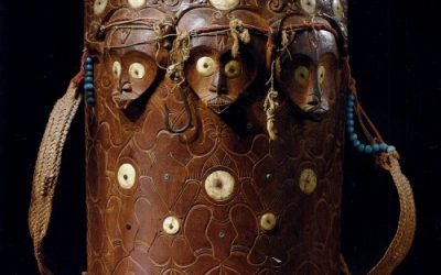 001167 Borneo, East Kalimantan, Dayak, baby carrier