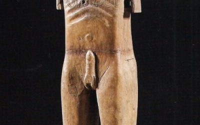 001177 Sulawesi, Toraja, funerary effigy