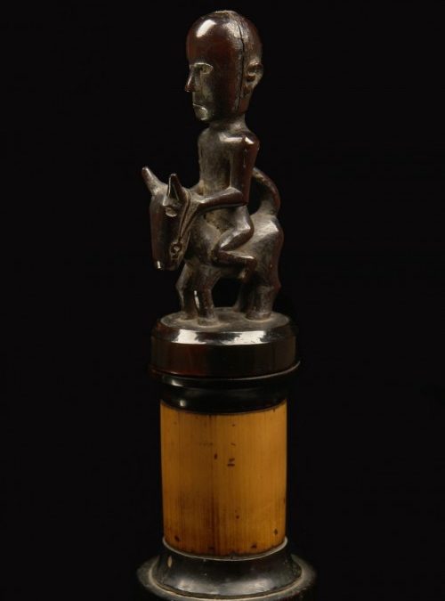 000213 Sumatra, Toba Batak, medicine container