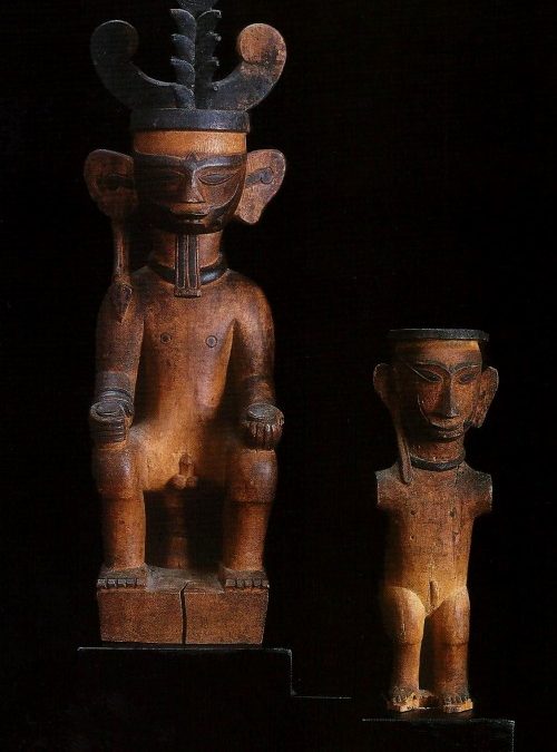 000308 Sumatra, South Nias, ancestor figure and attendant