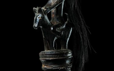 000354 Sumatra, Batak, top of a staff