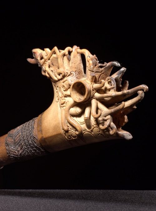 001187 Borneo, East Kalimantan, Kenyah-Kayan Dayak, sword handle