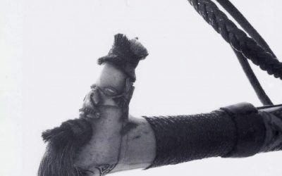 001193 Borneo, East Kalimantan, Modang Dayak sword hilt