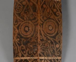 001206 Borneo, Dayak, war shield
