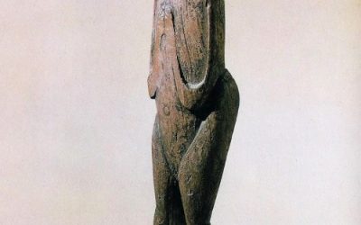 001253 Papua, Lake Sentani, female figure