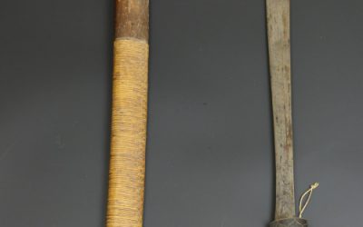001302 Sulawesi, Toraja, sword