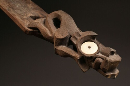 001361 Borneo, Dayak, Bahau, architectural fragment