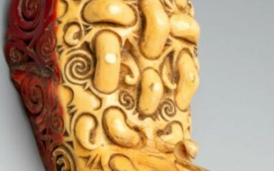 001388 Borneo, Kalimantan, Kenyah-Kayan Dayak, horn ear ornament